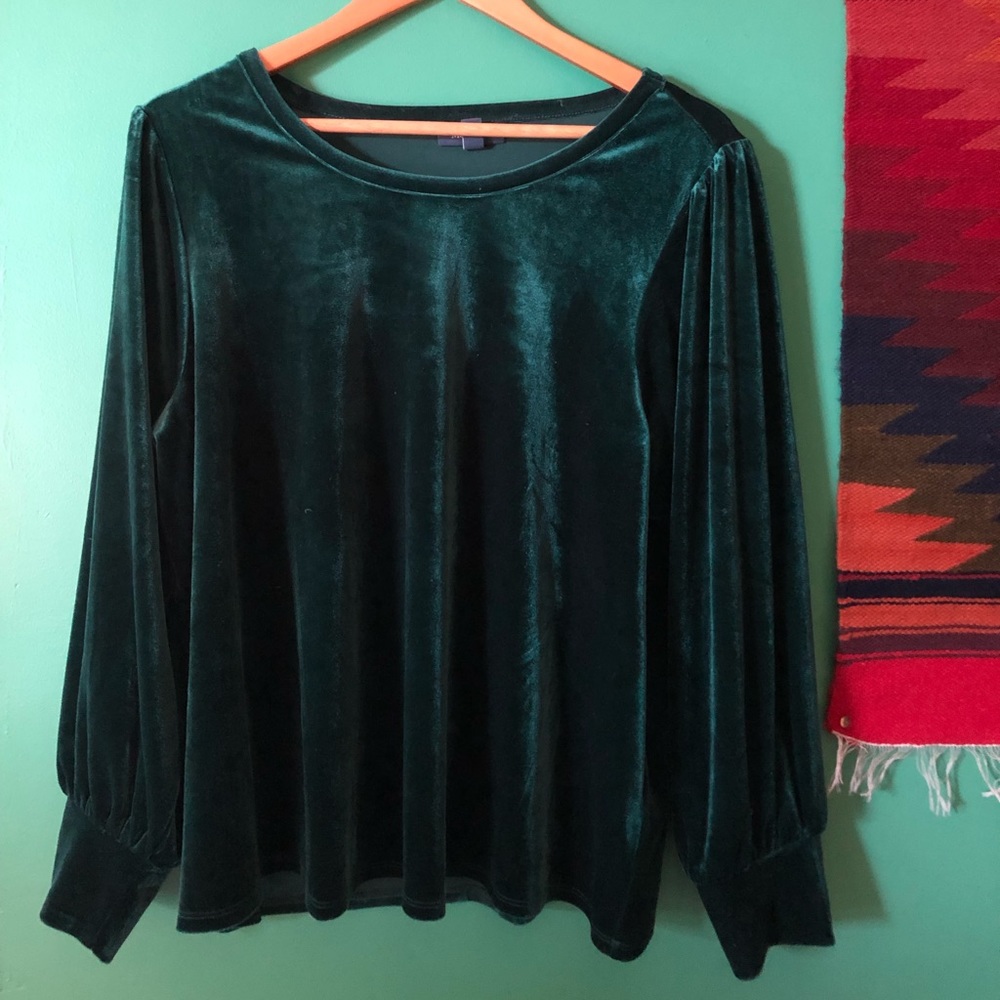 ASOS festive holiday green velour top 1x